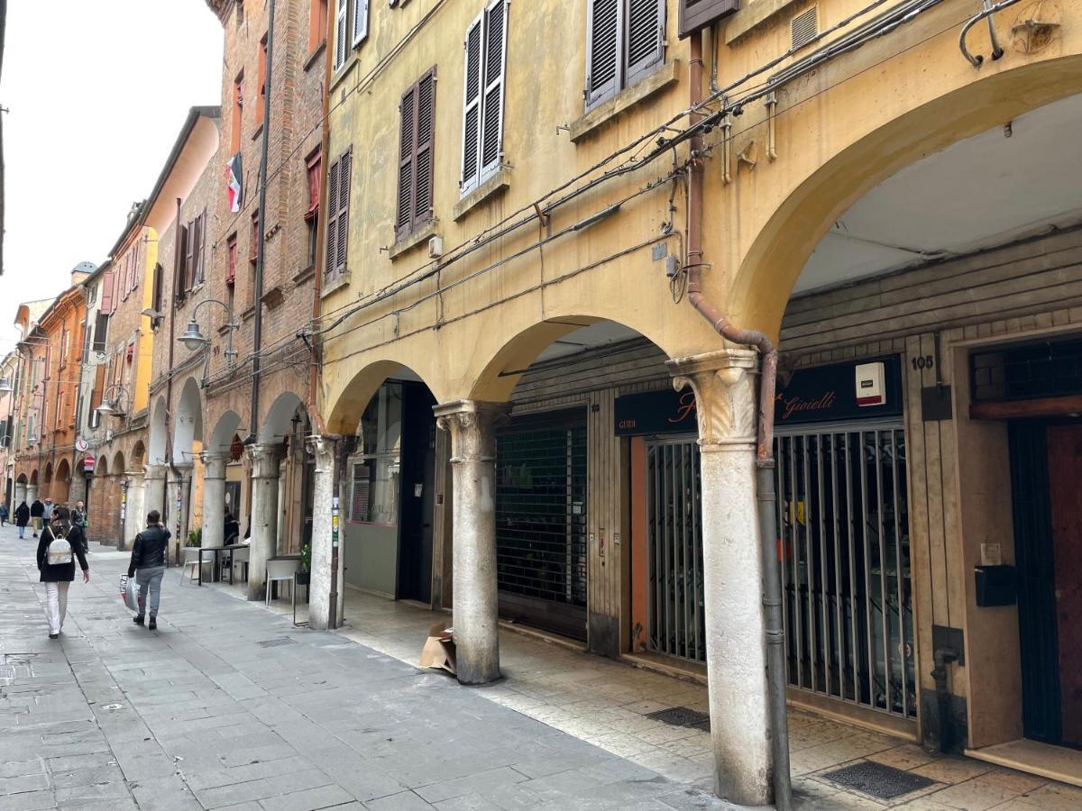 Ferienwohnung Le Civette Ferrara Exterior foto