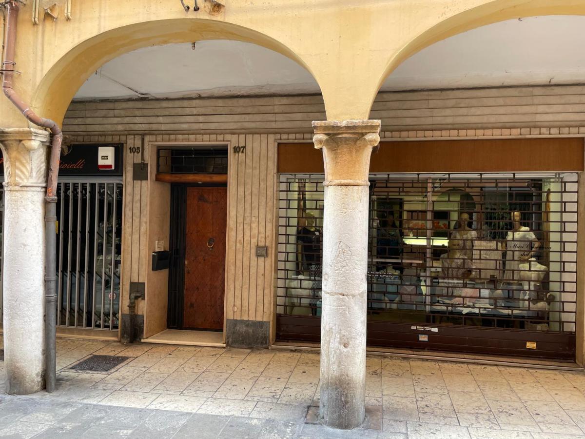 Ferienwohnung Le Civette Ferrara Exterior foto